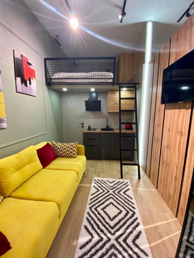 Leogrand Apartments On Filatova 12 리비프 외부 사진